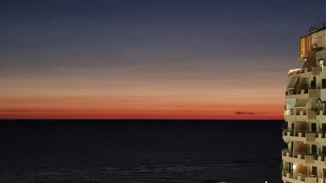 Sunset Seaview Apartment Dıraç Arnavutluk